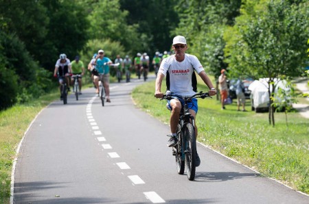 Foto a video:  Nova cyklotrasa za 4,2 mil. eur, ktorá spojila Nové Mesto nad Váhom a Trenčín je otvorená 18