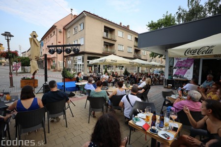 Foto a video: Adriena Bartošová & Band. Hosť Štefan Bučko - Café Merlo Prievidza 9