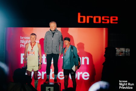 Foto a video: Brose Night Run Prievidza bol opäť vypredaný. Prilákal 691 pretekárov 59