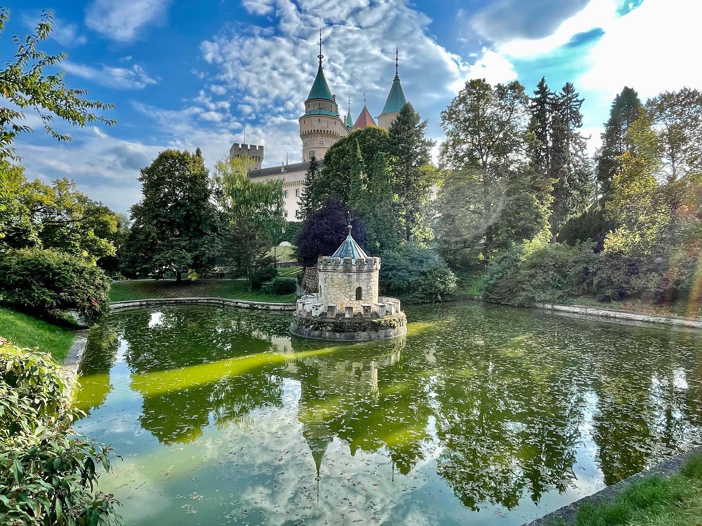 Video: Zámocký park pri Bojnickom zámku potrebuje revitalizáciu