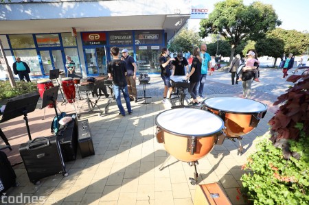 Foto: Koncert súborov ZUŠ L. Stančeka na námestí v Prievidzi 0