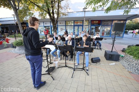 Foto: Koncert súborov ZUŠ L. Stančeka na námestí v Prievidzi 33