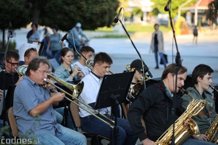 Foto: Koncert súborov ZUŠ L. Stančeka na námestí v Prievidzi 38