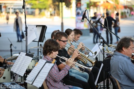 Foto: Koncert súborov ZUŠ L. Stančeka na námestí v Prievidzi 39