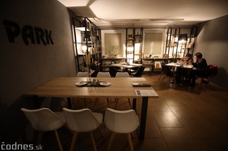 Foto: V Prievidzi otvorili novú reštauráciu Park restaurant 10