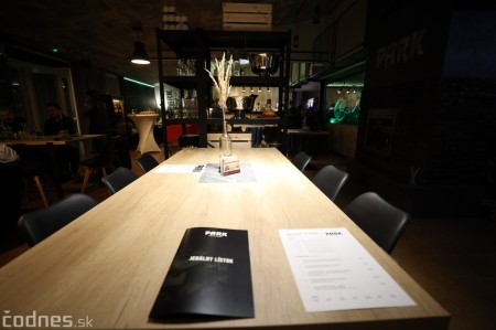 Foto: V Prievidzi otvorili novú reštauráciu Park restaurant 35