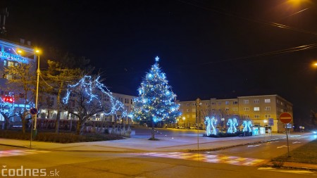 Foto: Vianočná výzdoba - mesto Prievidza - 2021 37