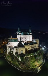 Foto: Bojnický zámok testuje nové výkonejšie a uspornejšie vonkajšie osvetlenie 0