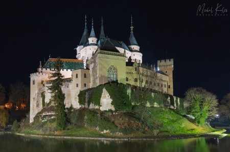 Foto: Bojnický zámok testuje nové výkonejšie a uspornejšie vonkajšie osvetlenie 1