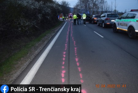 Foto a video: Tragická dopravná nehoda motorkára pri obci Hradište (okres Prievidza) 0