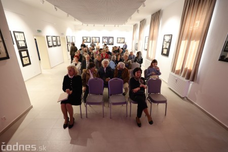 Foto a video: V Prievidzi otvorili v nových priestoroch mestskú galériu Imricha Vysočana 7