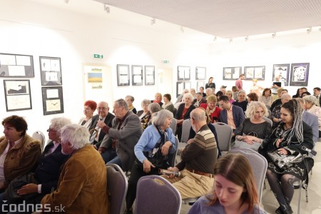 Foto a video: V Prievidzi otvorili v nových priestoroch mestskú galériu Imricha Vysočana 9