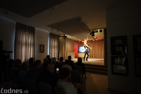 Foto a video: V Prievidzi otvorili v nových priestoroch mestskú galériu Imricha Vysočana 16