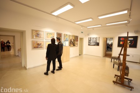 Foto a video: V Prievidzi otvorili v nových priestoroch mestskú galériu Imricha Vysočana 59