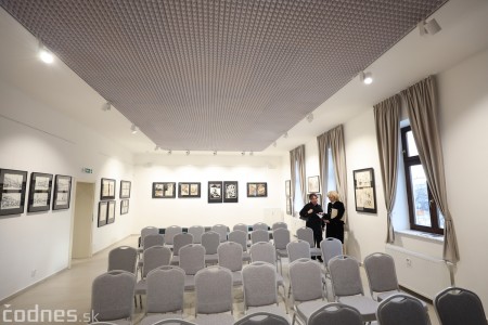 Foto a video: V Prievidzi otvorili v nových priestoroch mestskú galériu Imricha Vysočana 64