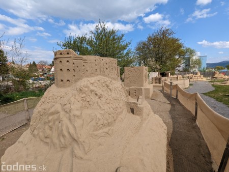 Foto: Nové obrovské pieskové sochy v Bojniciach budete môcť vidieť od 30.4.2022 46