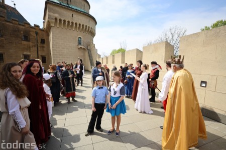 Foto a video: Letnú sezónu hornej Nitry otvoril v Bojniciach sprievod postáv z rozprávok a filmov 7