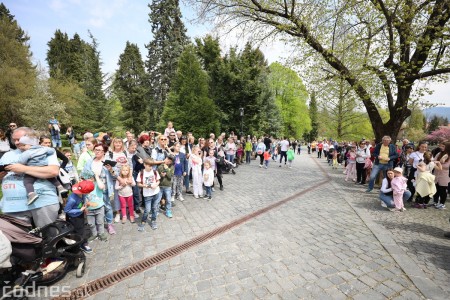 Foto a video: Letnú sezónu hornej Nitry otvoril v Bojniciach sprievod postáv z rozprávok a filmov 73