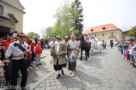 Foto a video: Letnú sezónu hornej Nitry otvoril v Bojniciach sprievod postáv z rozprávok a filmov 75