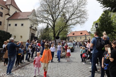 Foto a video: Letnú sezónu hornej Nitry otvoril v Bojniciach sprievod postáv z rozprávok a filmov 91