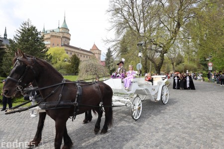 Foto a video: Letnú sezónu hornej Nitry otvoril v Bojniciach sprievod postáv z rozprávok a filmov 94