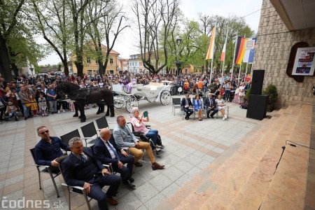 Foto a video: Letnú sezónu hornej Nitry otvoril v Bojniciach sprievod postáv z rozprávok a filmov 171