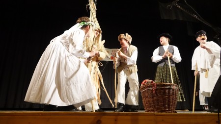 Foto: Skvelý úspech Detského folklórneho súboru Malý Vtáčnik. Postup na celoštátnu prehliadku do Východnej 1