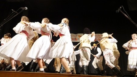 Foto: Skvelý úspech Detského folklórneho súboru Malý Vtáčnik. Postup na celoštátnu prehliadku do Východnej 10