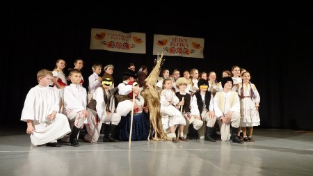 Foto: Skvelý úspech Detského folklórneho súboru Malý Vtáčnik. Postup na celoštátnu prehliadku do Východnej 24