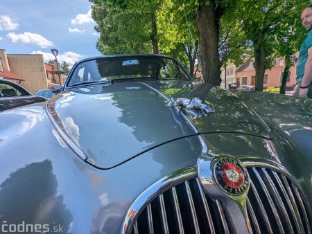 Foto a video: JAGUARISM - Stretnutie majiteľov vozidiel Jaguar - Bojnice 2022 17