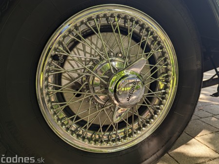 Foto a video: JAGUARISM - Stretnutie majiteľov vozidiel Jaguar - Bojnice 2022 34
