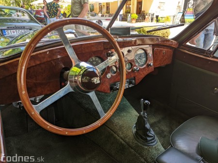 Foto a video: JAGUARISM - Stretnutie majiteľov vozidiel Jaguar - Bojnice 2022 35