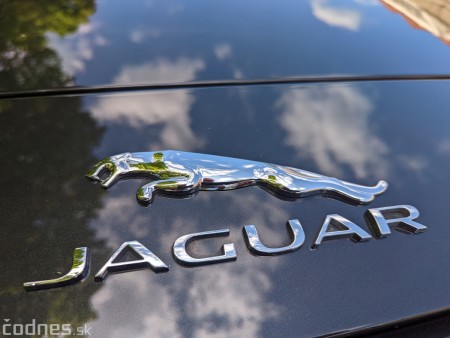Foto a video: JAGUARISM - Stretnutie majiteľov vozidiel Jaguar - Bojnice 2022 39
