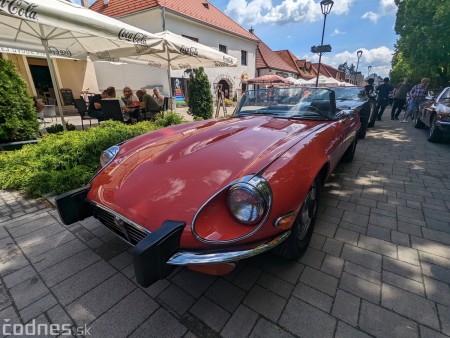 Foto a video: JAGUARISM - Stretnutie majiteľov vozidiel Jaguar - Bojnice 2022 42