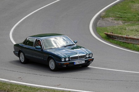 Foto a video: JAGUARISM - Stretnutie majiteľov vozidiel Jaguar - Bojnice 2022 51