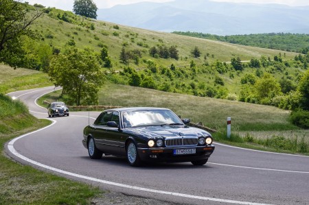 Foto a video: JAGUARISM - Stretnutie majiteľov vozidiel Jaguar - Bojnice 2022 63