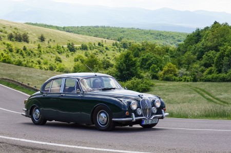 Foto a video: JAGUARISM - Stretnutie majiteľov vozidiel Jaguar - Bojnice 2022 67