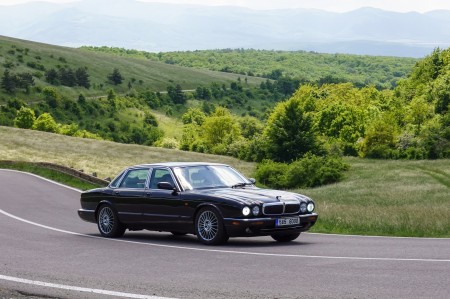 Foto a video: JAGUARISM - Stretnutie majiteľov vozidiel Jaguar - Bojnice 2022 69