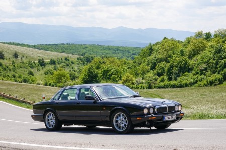 Foto a video: JAGUARISM - Stretnutie majiteľov vozidiel Jaguar - Bojnice 2022 83