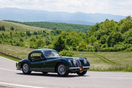 Foto a video: JAGUARISM - Stretnutie majiteľov vozidiel Jaguar - Bojnice 2022 85