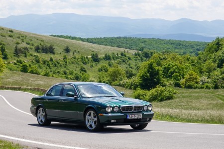 Foto a video: JAGUARISM - Stretnutie majiteľov vozidiel Jaguar - Bojnice 2022 86