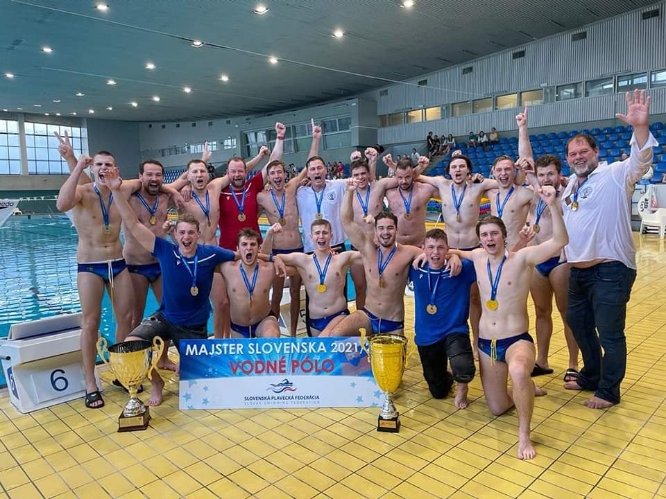 Vodné pólo: KVP Nováky získali majstrovský titul, vo finále zdolali Sláviu UK 3:1 na zápasy