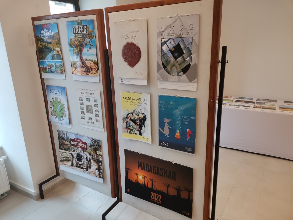 Galéria I. Vysočana v Prievidzi vystavuje najkrajšie kalendáre tohto roka