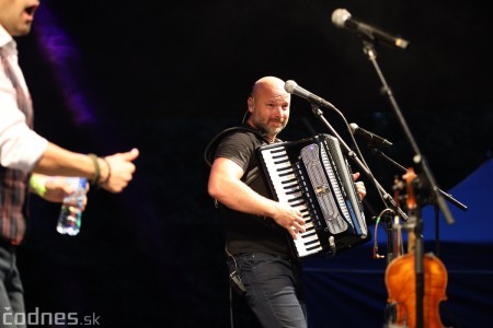 Foto a video: Vatra SNP 2022 - Prievidza - Koncert KANDRÁČOVCI 102