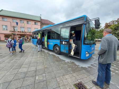 Foto a video: Enviro aktivity zaplnili námestie v Prievidzi v rámci Európskeho týždňa mobility 10