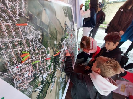 Foto a video: Enviro aktivity zaplnili námestie v Prievidzi v rámci Európskeho týždňa mobility 14