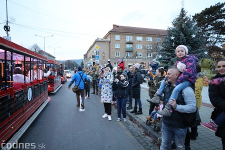 Foto: Mikulášsky sprievod a rozsvietenie vianočného stromčeka Prievidza 2022 18