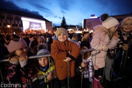 Foto: Mikulášsky sprievod a rozsvietenie vianočného stromčeka Prievidza 2022 33