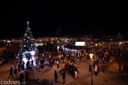 Foto: Mikulášsky sprievod a rozsvietenie vianočného stromčeka Prievidza 2022 59