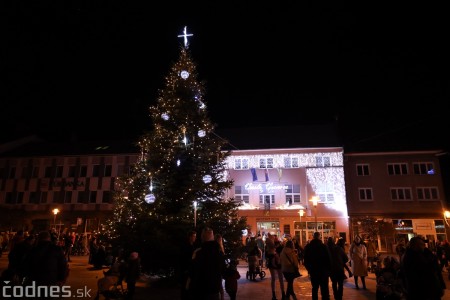 Foto: Mikulášsky sprievod a rozsvietenie vianočného stromčeka Prievidza 2022 61